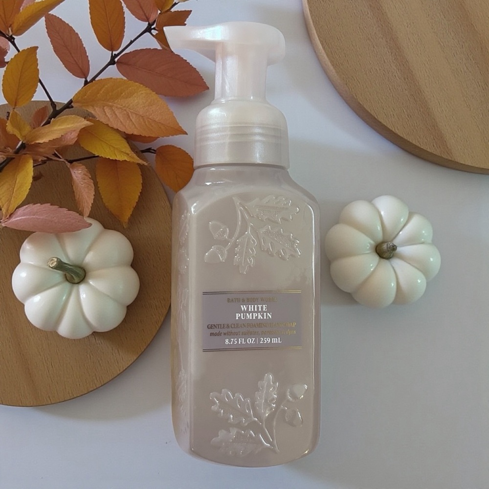 Bath and Body Works White Pumpkin Foaming Hand Soap NWT